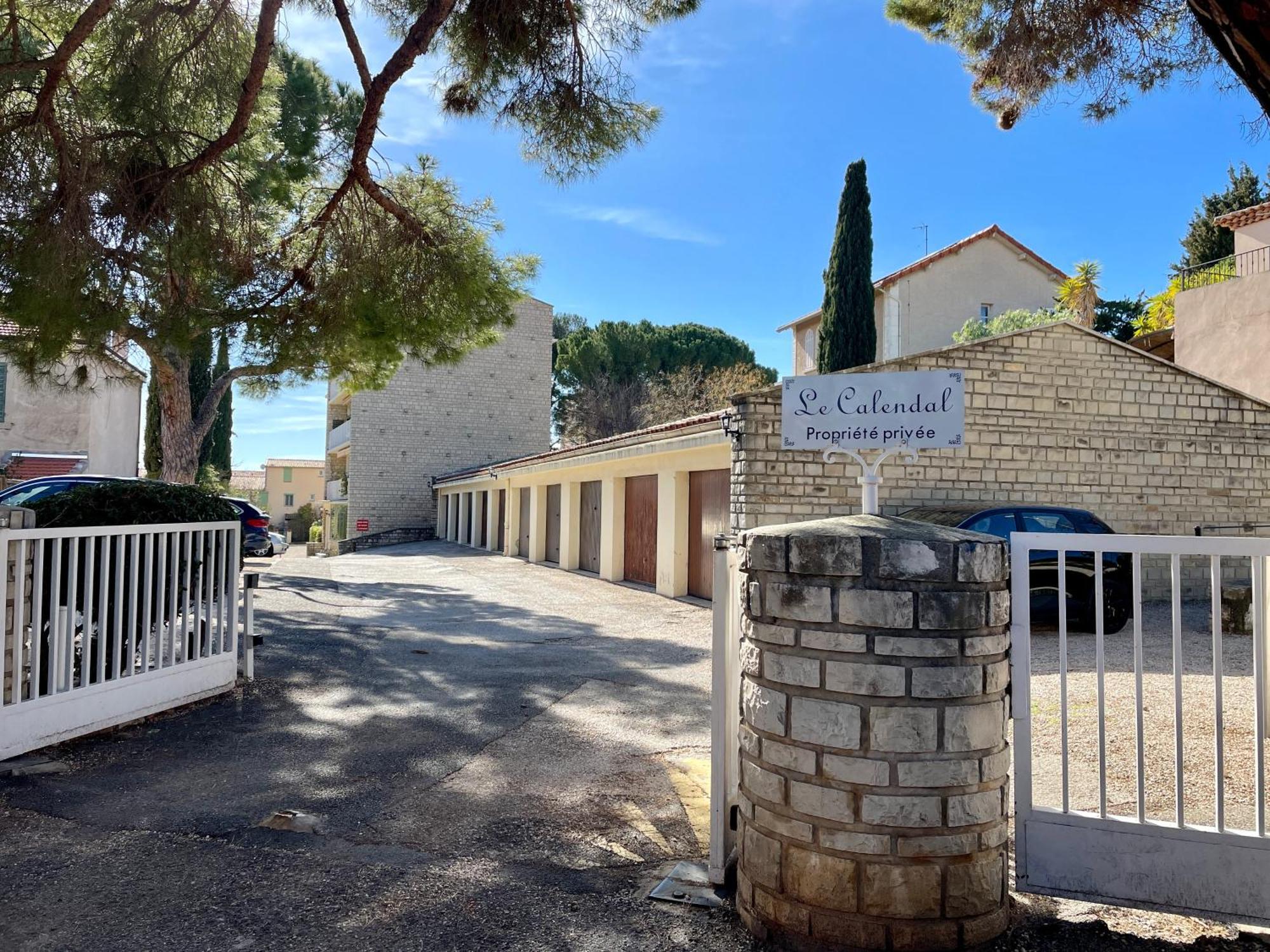 Au Coeur Et Au Calme De Bandol, Parking Et Climatisation Apartment Екстериор снимка