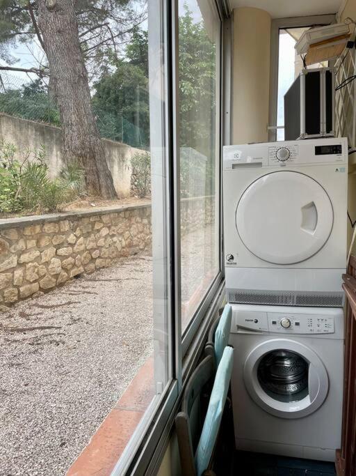 Au Coeur Et Au Calme De Bandol, Parking Et Climatisation Apartment Екстериор снимка