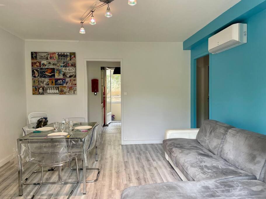 Au Coeur Et Au Calme De Bandol, Parking Et Climatisation Apartment Екстериор снимка